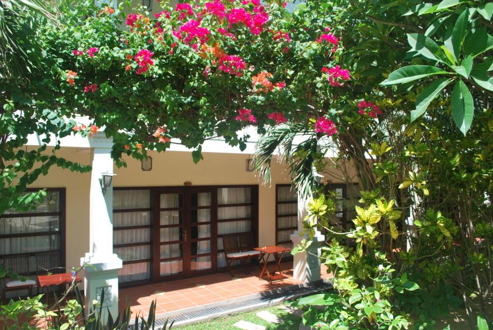 Hotel Allezboo Beach Resort & Spa image