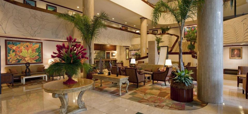 Hotel Aurola Holiday Inn image