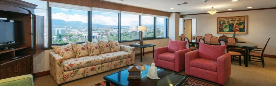 Hotel Aurola Holiday Inn image