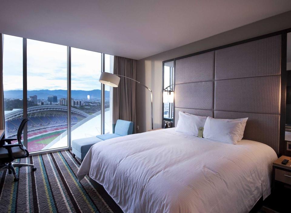 Hotel Aurola Holiday Inn image