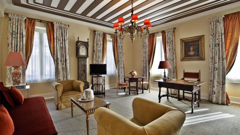 Hotel Avenida Palace image