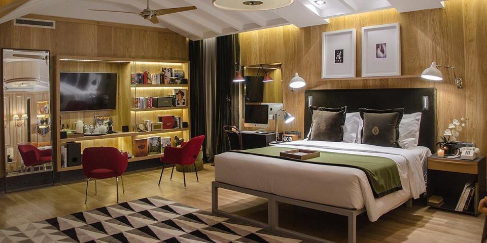 Hotel Brown’s Central Hotel image