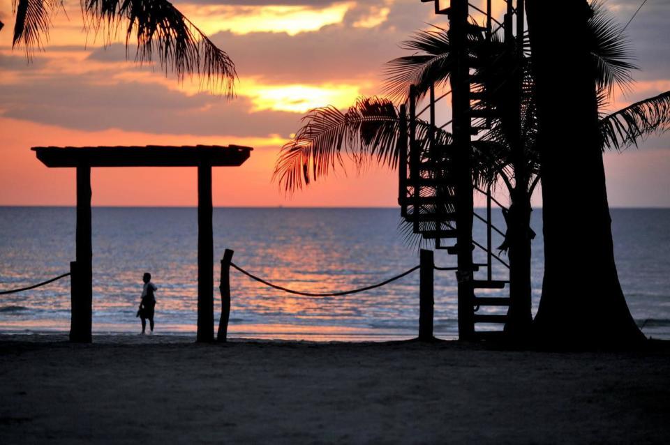 Hotel High Season Resort image