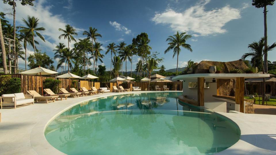 Hotel Khwan Beach Resort image