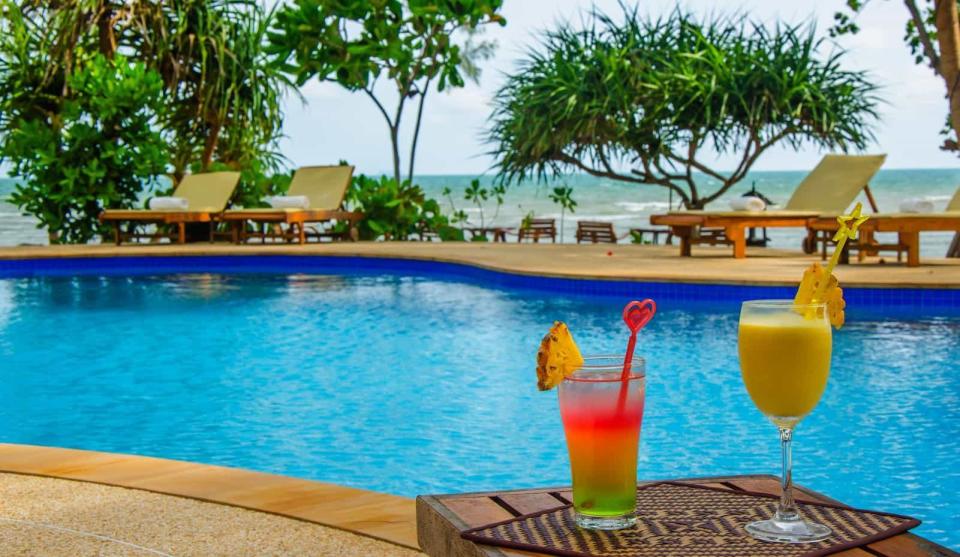 Hotel Koh Jum Beach Villas image