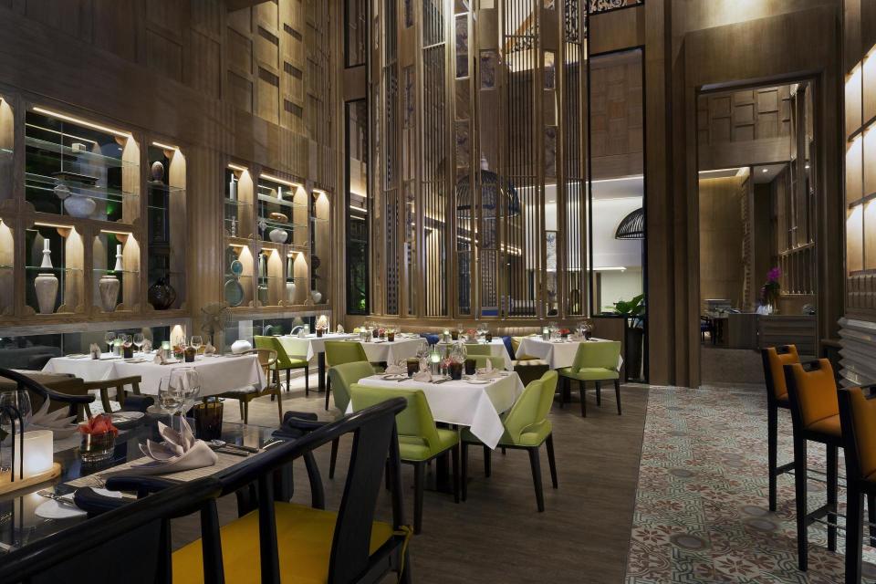 Hotel Manathai Surin Phuket image