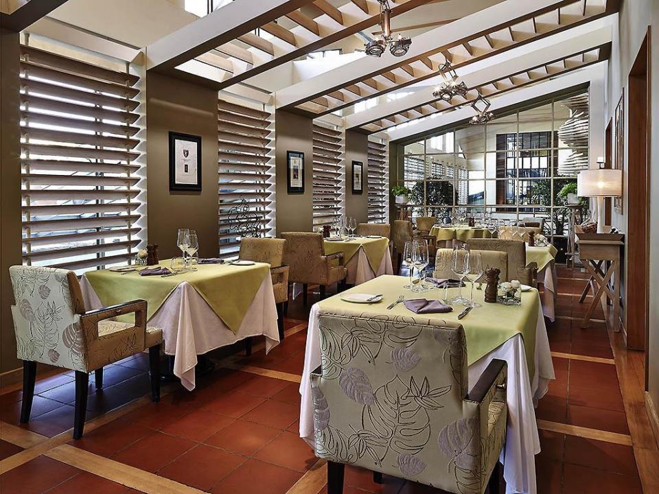 Hotel Sofitel Saigon Plaza image