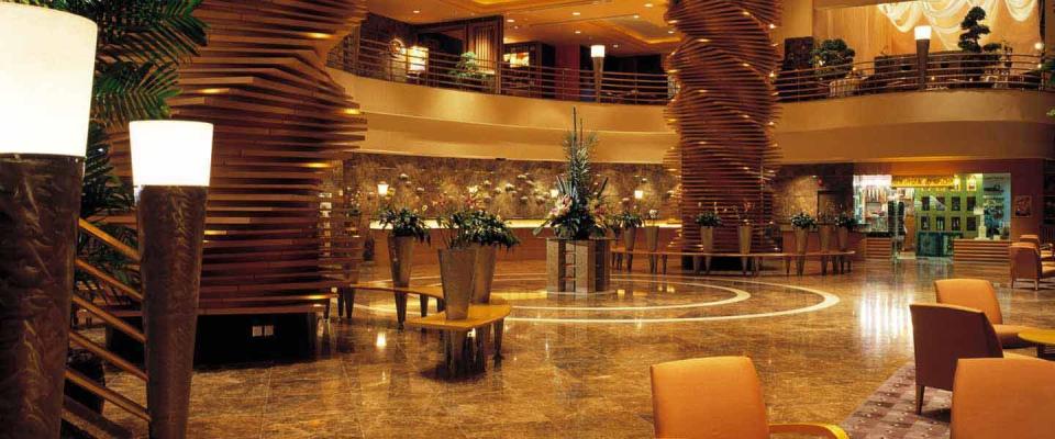 Hotel Sofitel Saigon Plaza image