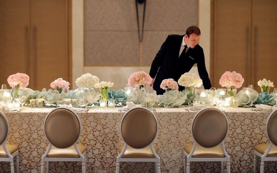 Hotel The Address Dubai Mall image