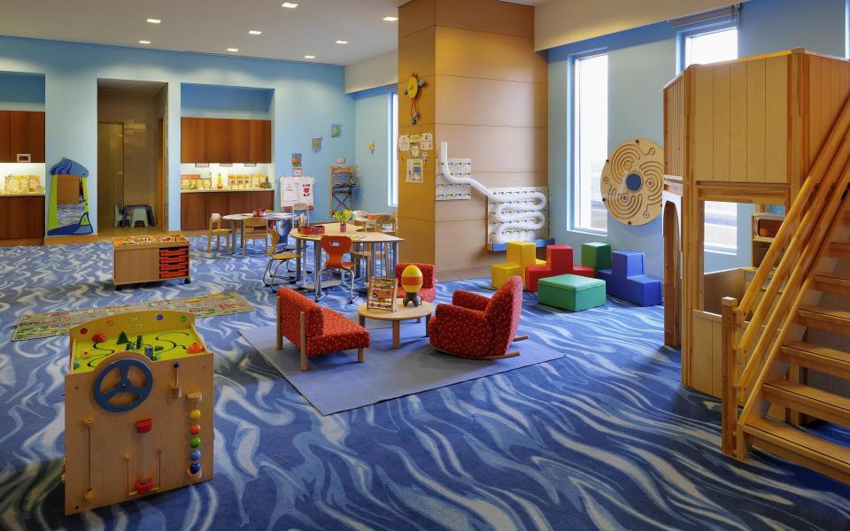 Hotel The Address Dubai Mall image