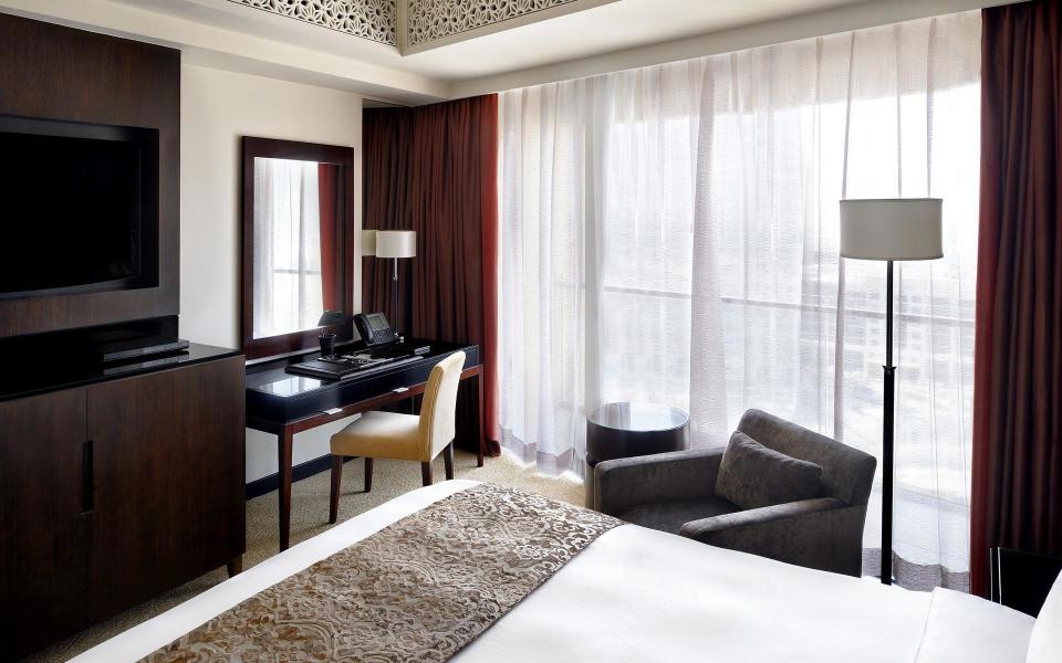 Hotel The Address Dubai Mall image