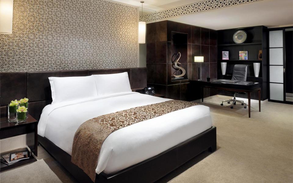 Hotel The Address Dubai Mall image