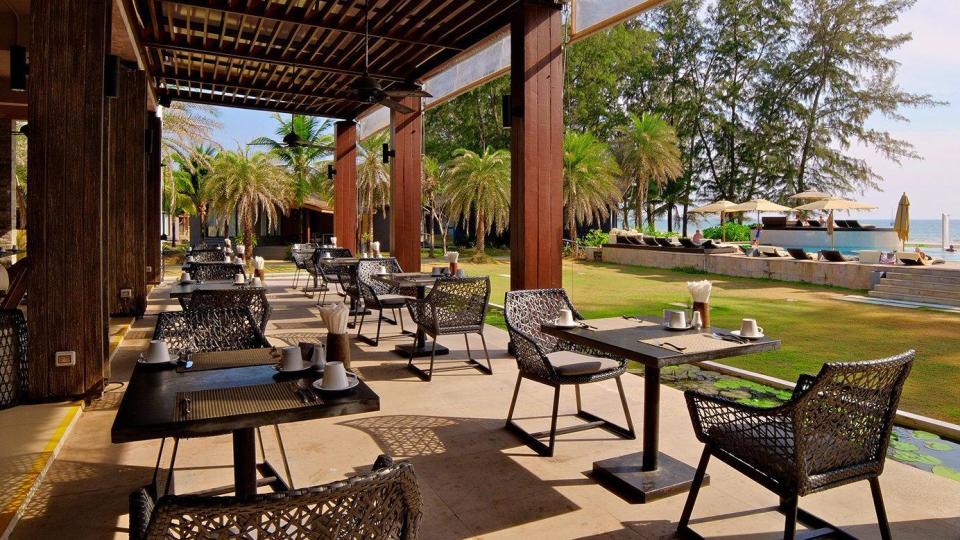 Hotel Twin Lotus Resort & Spa image