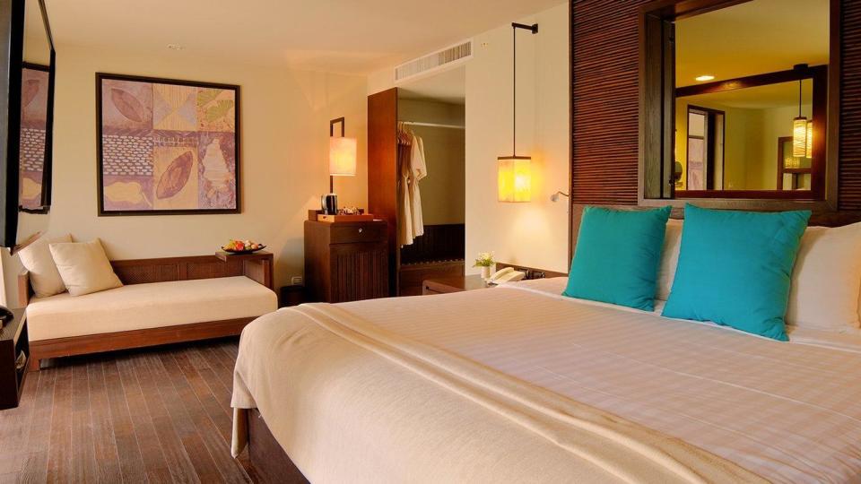 Hotel Twin Lotus Resort & Spa image